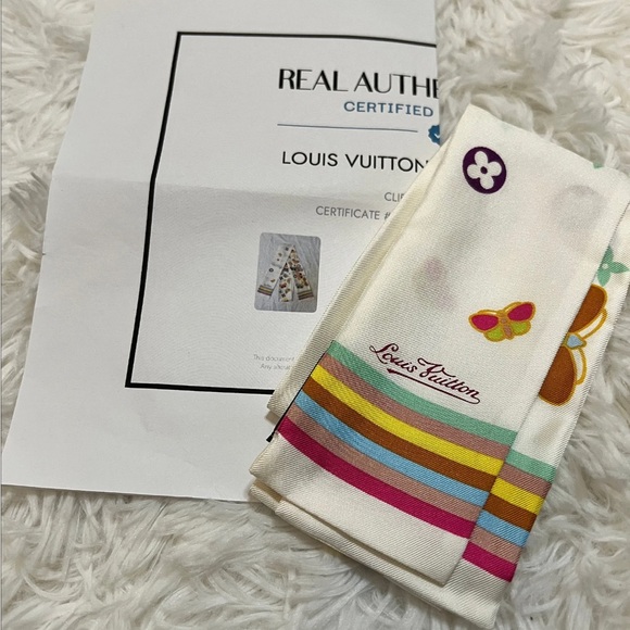 Preloved LOUIS VUITTON Silk Monogram Butterfly Bandeau - Picture 4 of 12